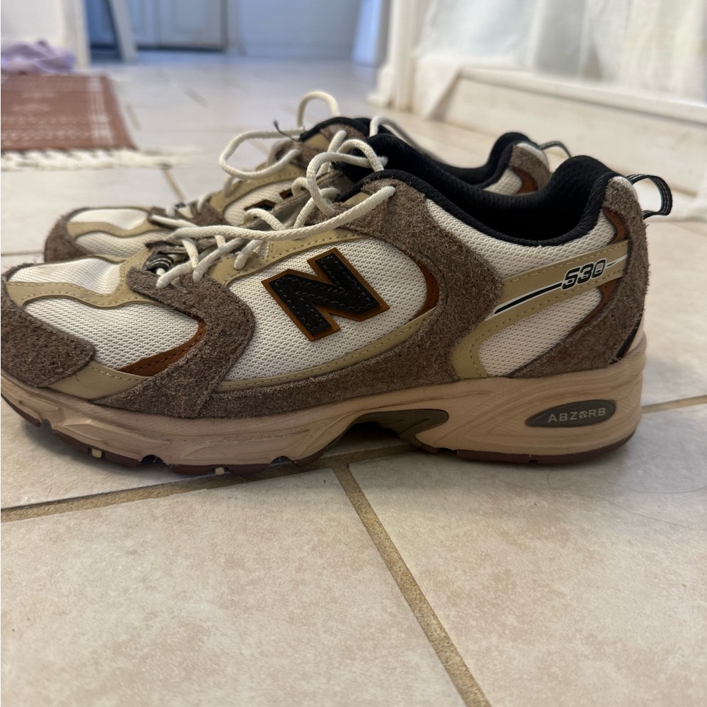 New Balance 530 Dark Mushroom - Size 9